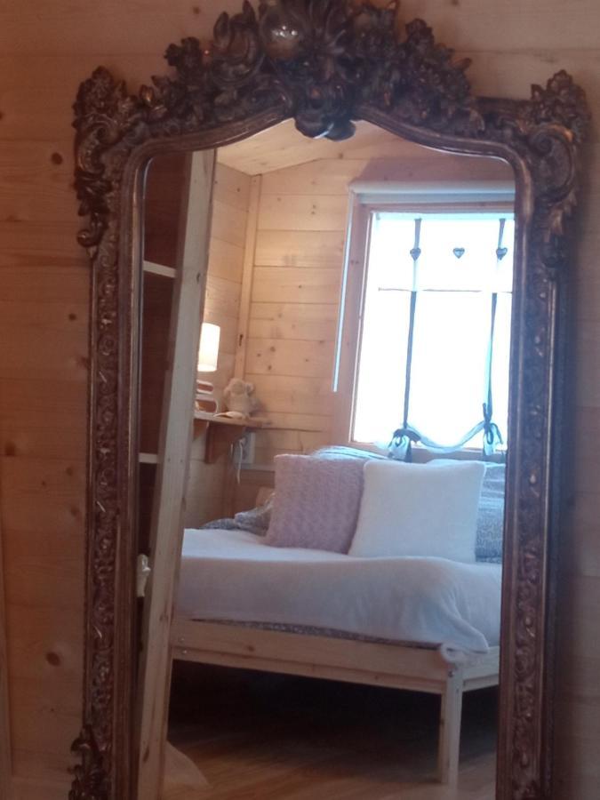 Chambre Studio Photo Chalet Sdb Partagee A Proximite Chavagne Εξωτερικό φωτογραφία
