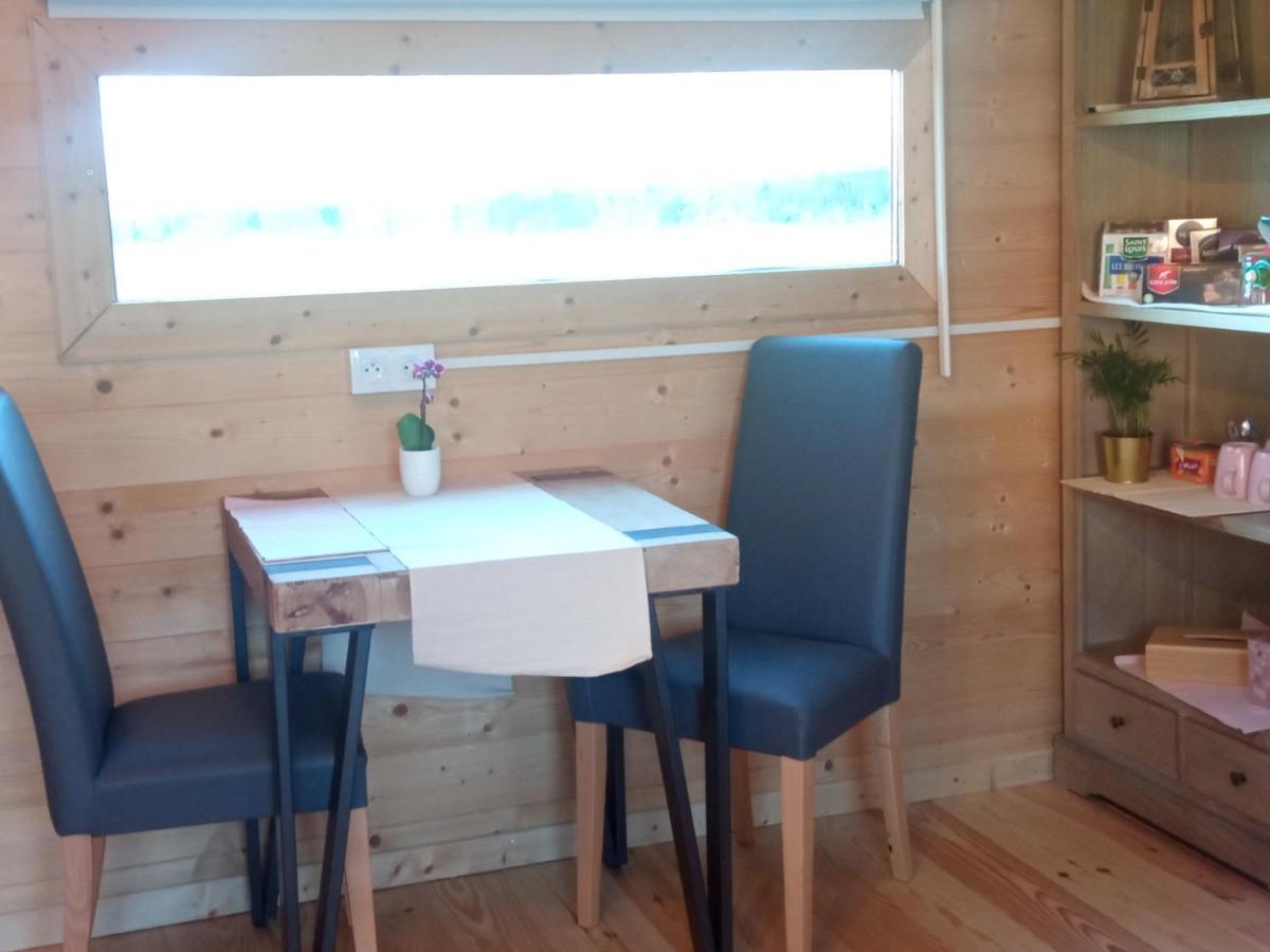 Chambre Studio Photo Chalet Sdb Partagee A Proximite Chavagne Εξωτερικό φωτογραφία